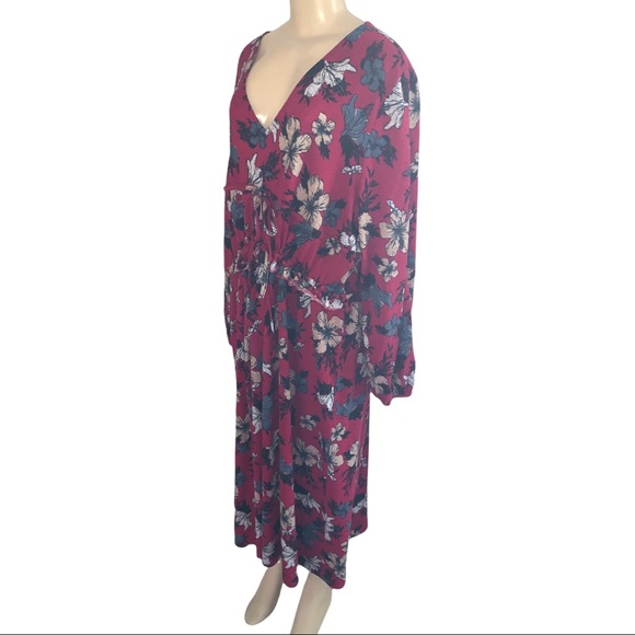 Suzanne Betro PLUS Floral Red & Blue Soft Plush Maxi Sweater Dress - Picture 3 of 5